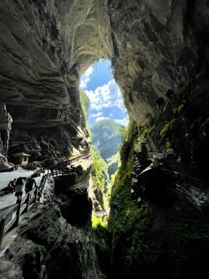 Longshuixia Fissure Gorge