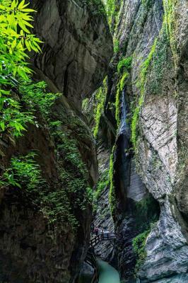 Longshuixia Fissure Gorge
