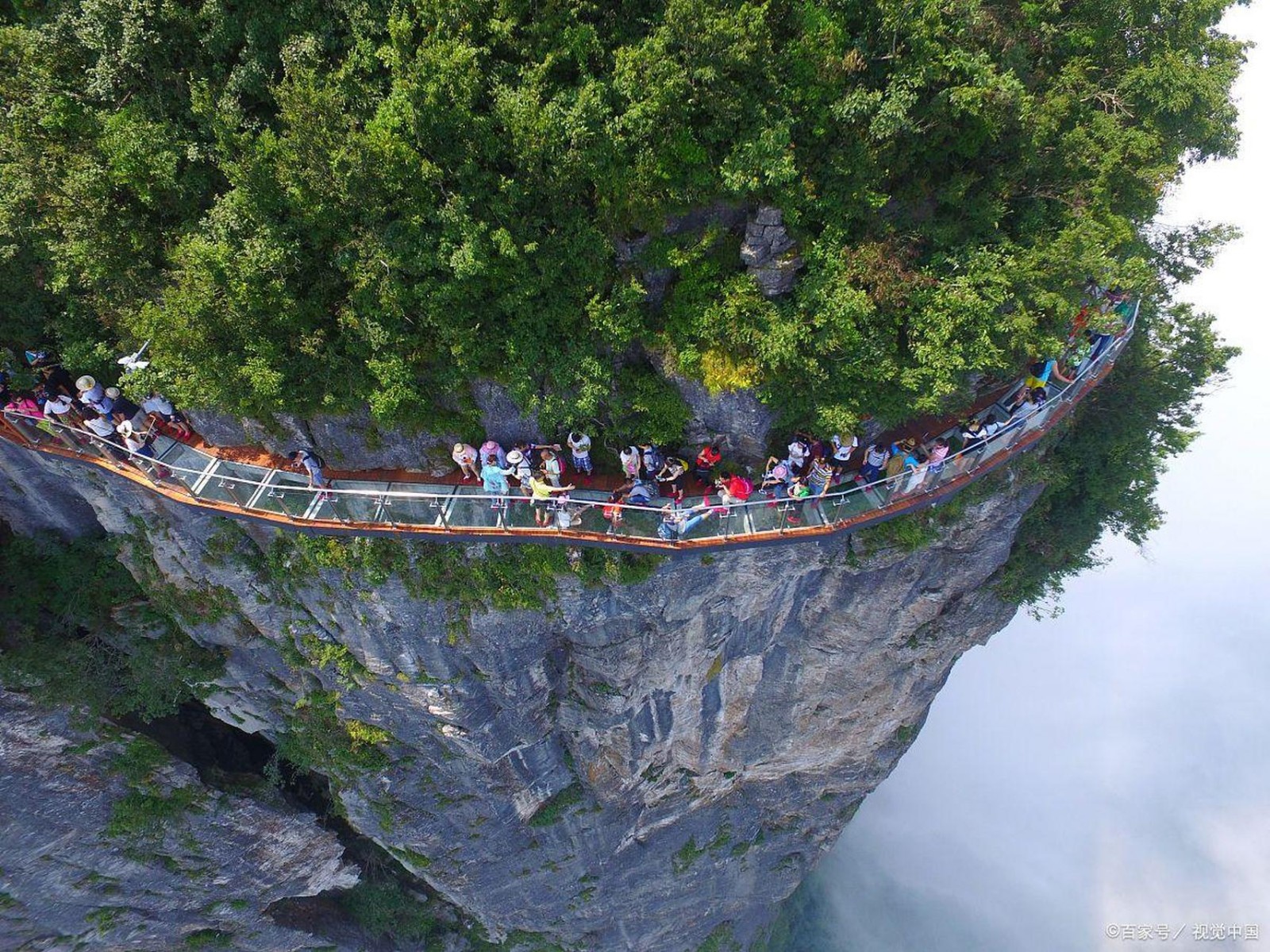 The Glass Walkway in Tianmen Mountain