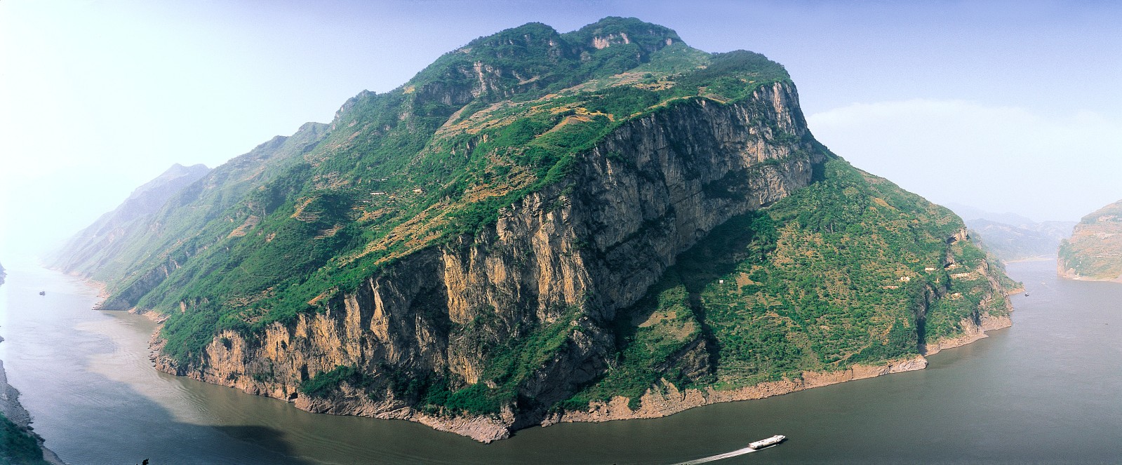 Xilng Gorge