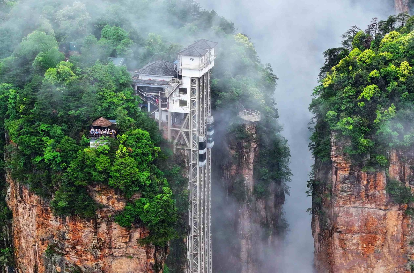 Bailong Elevator